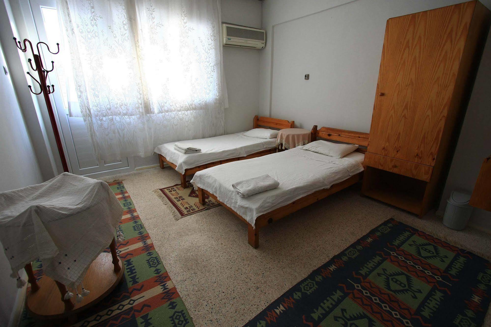 Vardar Pension Selçuk Bagian luar foto